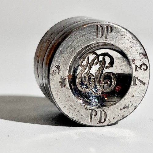 Matrice pulsante monogramma - monogramma, dp