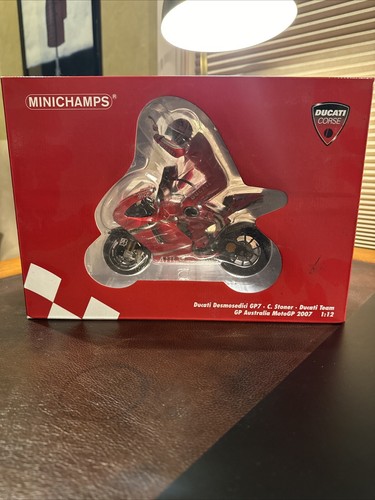 Minichamps ducati 2007 - ducati,