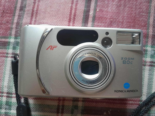Konica minolta zoom 80c - konica,