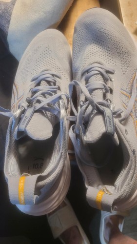 Size asics gel nimbus - size,