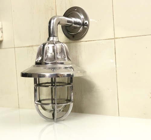 Antica lampada applique - , da