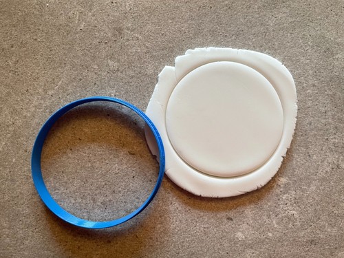 Tagliabiscotti circle outline - tagliabiscotti,