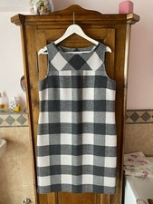 Intrend vestito senza maniche in pura lana a quadri grigio bianchi.Taglia 46/48