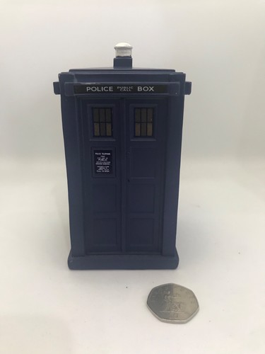 Master replicas 4th doctors - master,