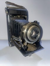 Antica macchina fotografica