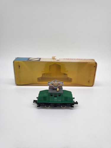 Arnold scala 0240 locomotiva - 0240,