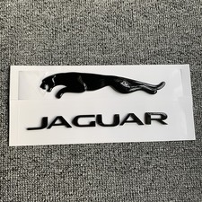 Glossy black trunk - emblem, rear
