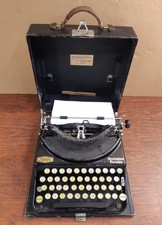 Macchina da scrivere Remington