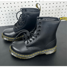 Dr.Martens combat boots