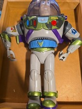 FIGURINA GIOCATTOLO MIMETICA DISNEY PIXAR TOY STORY 2 BUZZ LIGHTYEAR RESCUE GEAR CON CINTURA