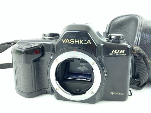Yashica 108 fotocamera reflex