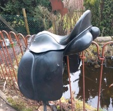Sella da dressage corta