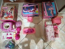 Set Barbie Anni 70 80 Salone  4331 Camera 7601 Macchina Da Cucito 7830