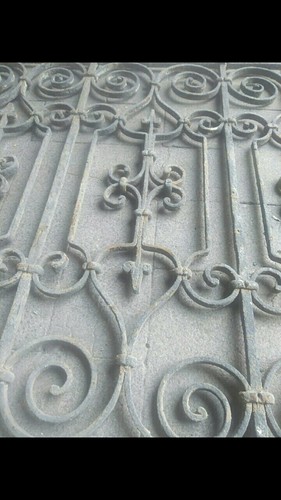 Antica grata ferro - in,