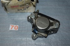 étrier de frein avant droit