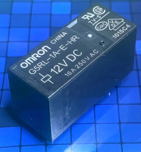 Relè omron 12v - 12v, dc