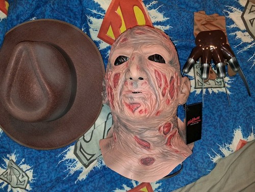 Trick treat studios freddy - trick,