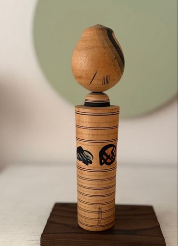 Kokeshi bambola kimono donna