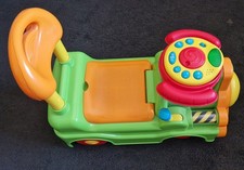 Trenino Cavalcabile Chicco 2 in 1 Sit 'n' ride 12 m+ con Suoni e Luci