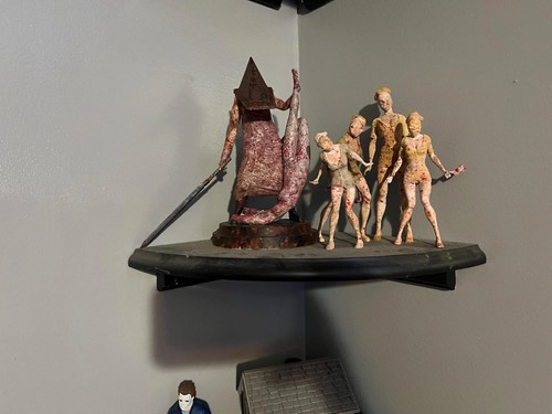 Testa piramide silent hill - silent,