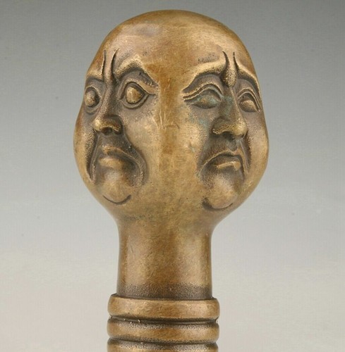Antica statua bronzo - testa, di