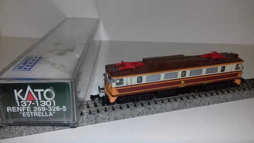 Kato locomotora renfe - kato,