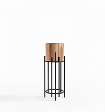 Supporto moderno per piante in