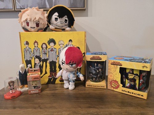 Hero academia collectables - hero,