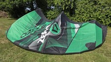 Ozone Zephyr V4 17m Kitesurf Kite in verde