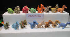 KINDER SORPRESA DINOSAURI NATOONS 2025-2026 SERIE COMPLETA CON CARTINE