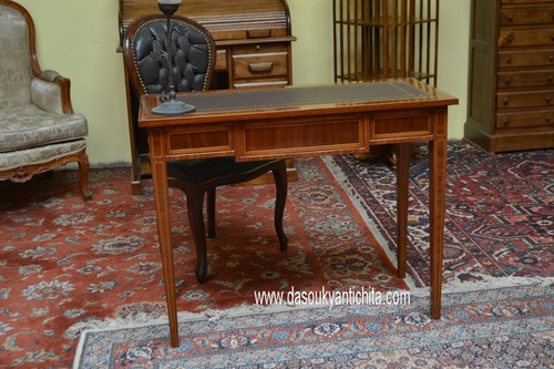 Scrivania centro stile - da,