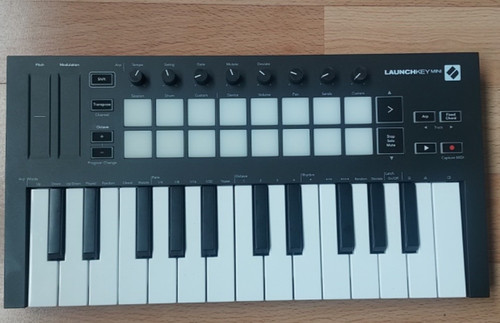 Nuova novation launchkey mini - nuova,