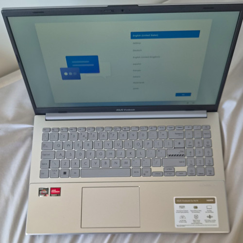 Asus vivobook 15 6 - go, 15,6