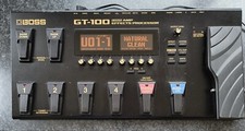 Boss GT100 Pedaliera multieffetti per chitarra