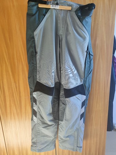 Pantaloni moto nuovi - moto,