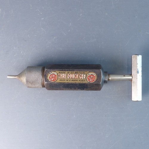 Vintage bowes seal - fast, tyre
