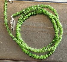 Perline di diamanti grezzi