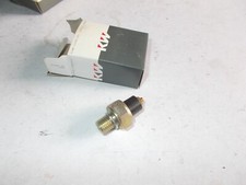 BULBO INTERRUTTORE PRESSIONE OLIO CITROEN MASERATI 2700 CITROEN SM 2700 I.E 