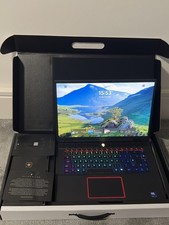 Dell Alienware M16 R2 Ultra 9 RTX 4070 32 GB 1 TB QHD+ 240 Hz computer portatile da gioco come nuovo