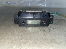 Uhr Ford Focus Turnier DNW