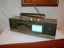 Boombox  TV RADIO   BSR TVCR 4500 !!! ESTETICAMENTE BELLISSIMO !!!