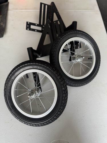 Coppia ruote rimorchio - coppia, bici