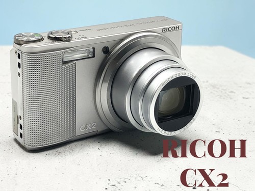 Fotocamera digitale compatta