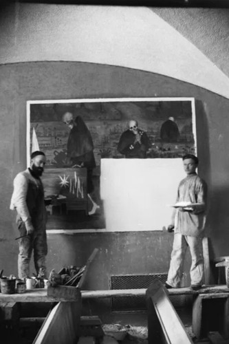 Simberg and assistant front - in,