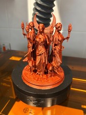 Questa statua alta 130 mm
