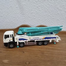 KDW Pompa per Calcestruzzo Camion Giocattolo Attrezzatura da Costruzione.  Modello pressofuso in metallo bianco 