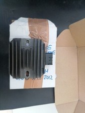 REGOLATORE RADDRIZZATORE