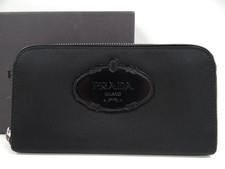 Portafoglio lungo MNT PRADA