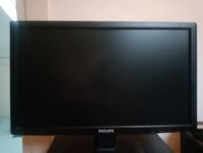 Monitor PC Philips 191V 19 Pollici 1366x768 8Bit RGB DVI 2011 Funzionante 