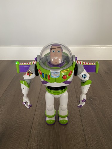 Disney store official buzz - disney,